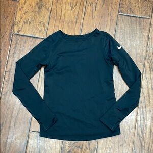 Nike kids dri fit base layer long sleeve top